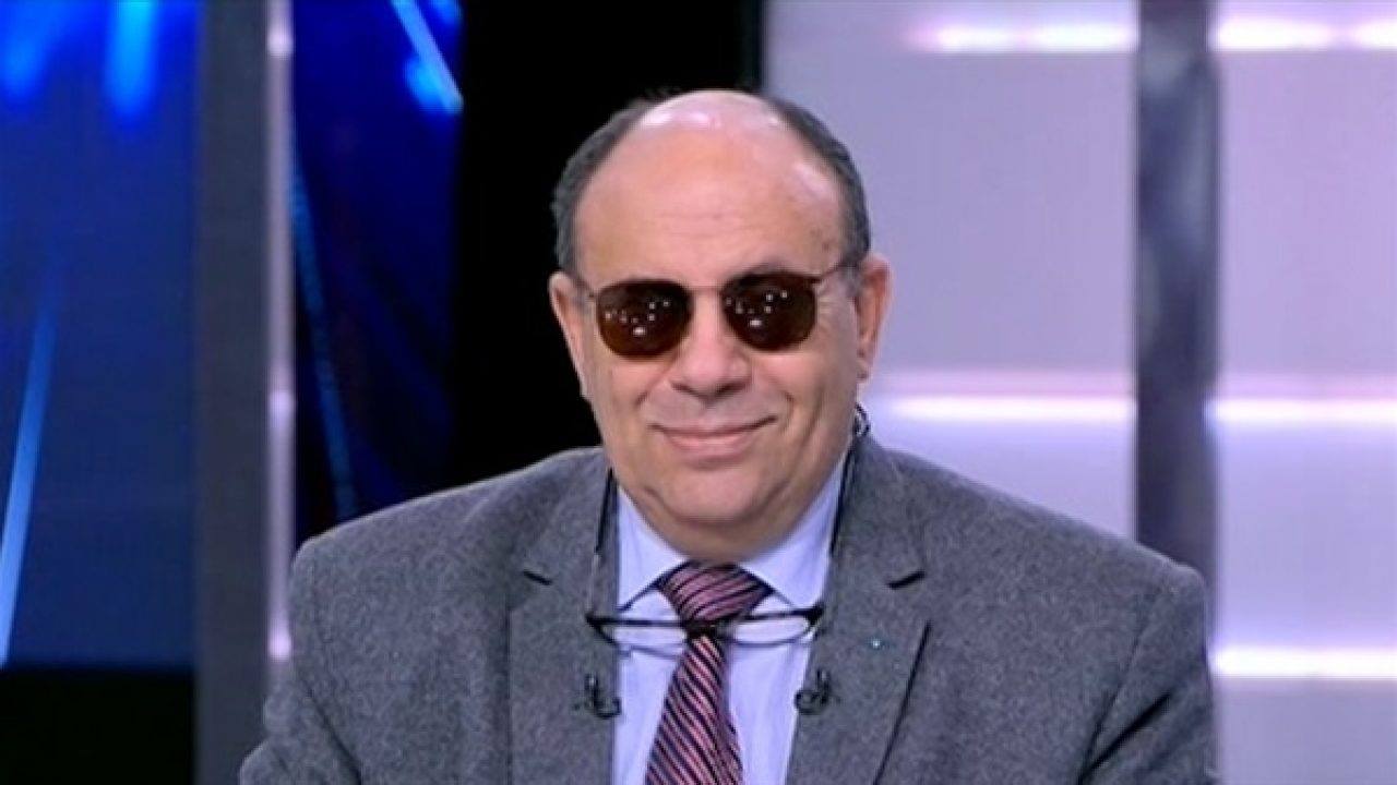 للشهرة حدود يا.. دكتور مبروك عطية